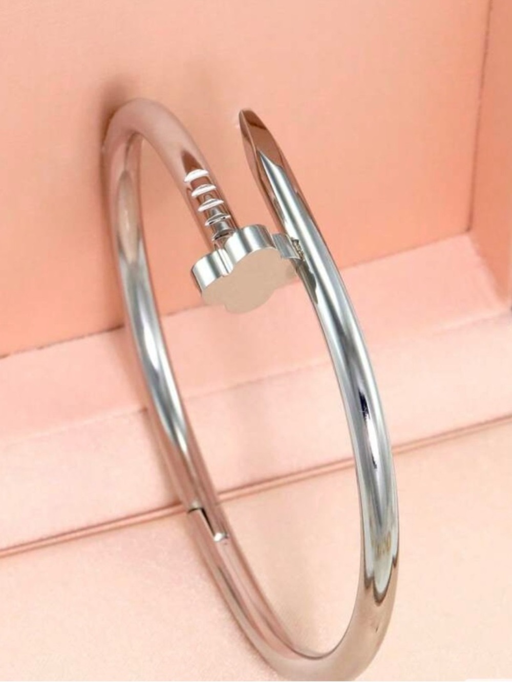 Amazon silver metal edgy four leaf clover minimalist bracelet